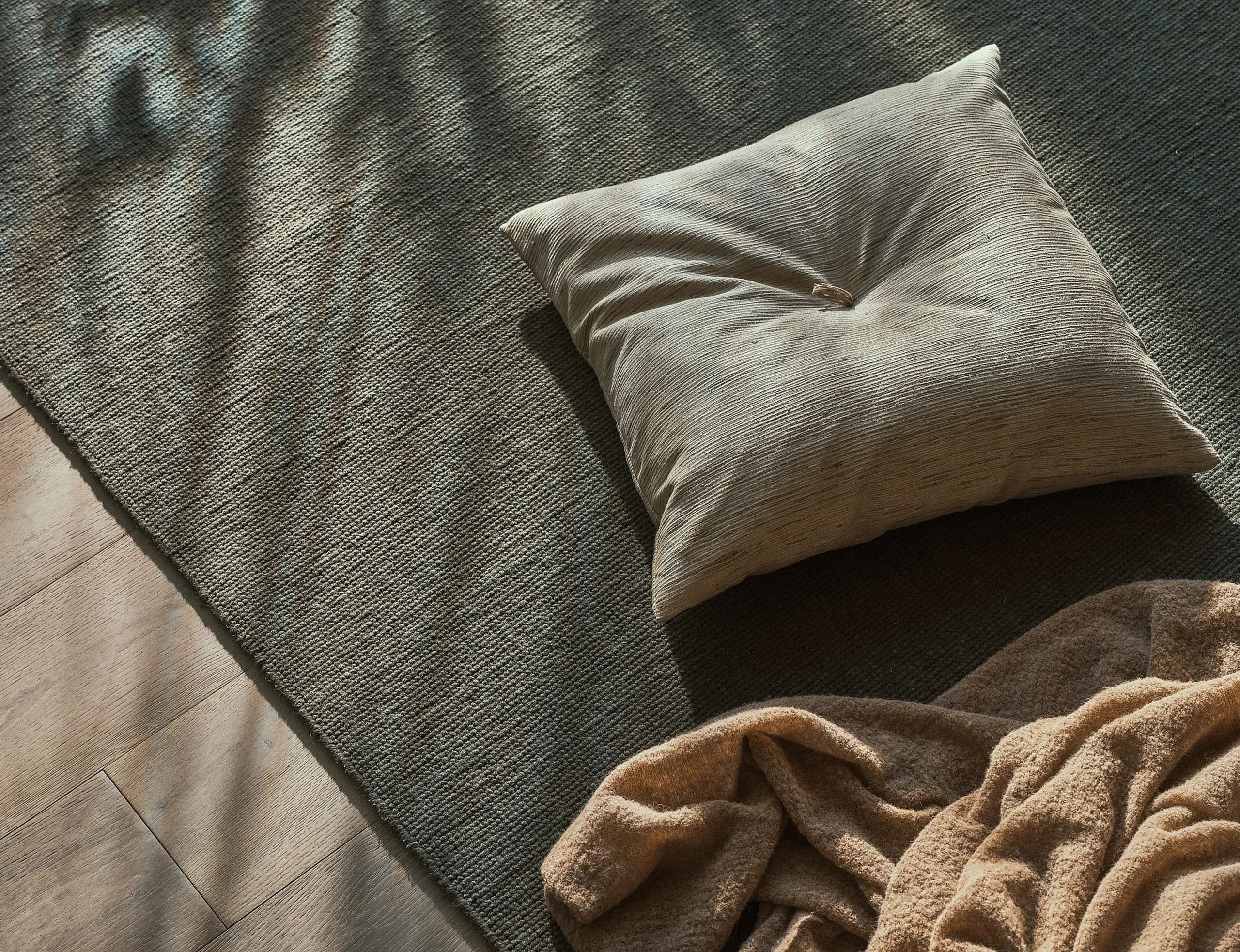 Mini Waffle Wool Rug Moss