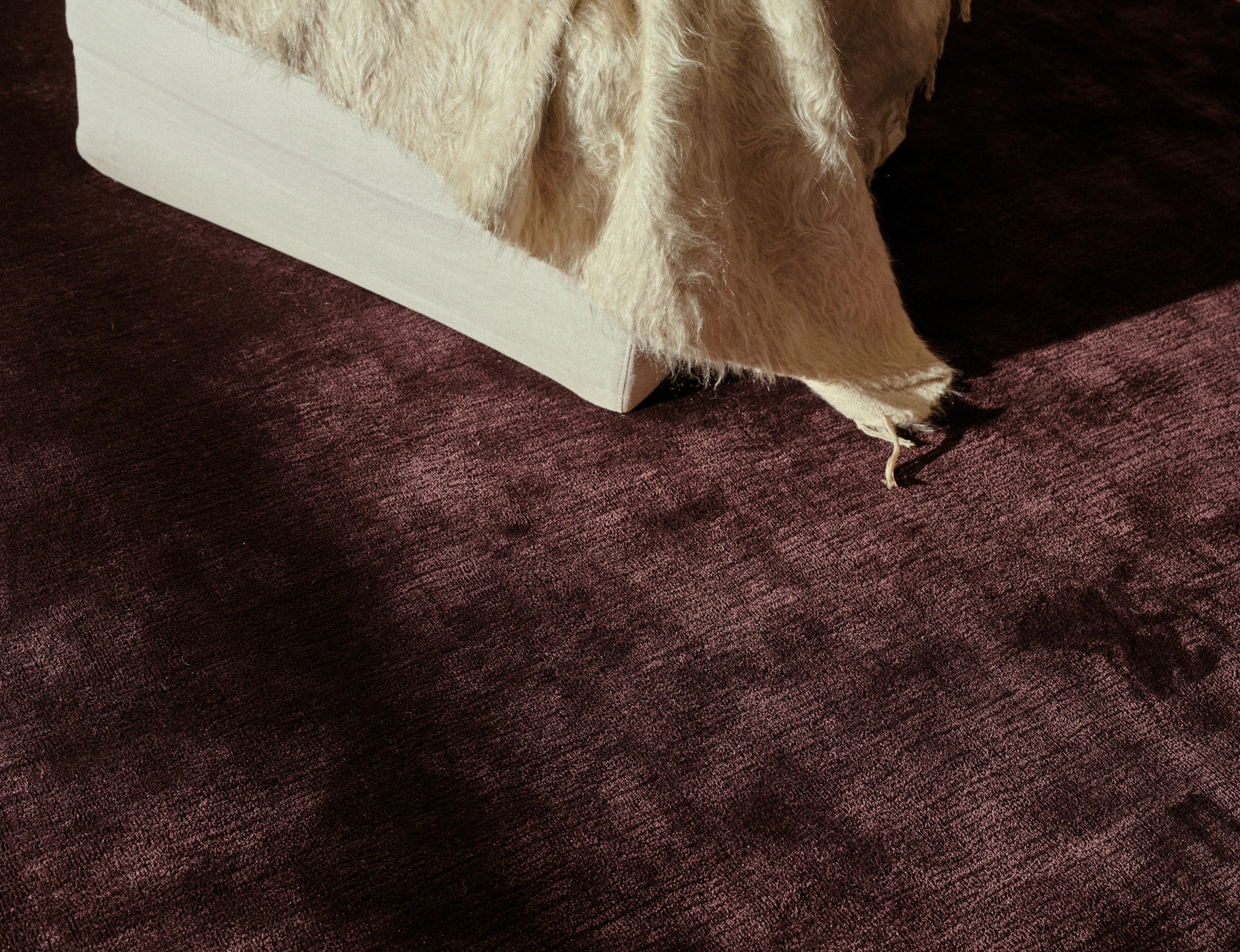 Bamboo Silk and Wool Rug Aubergine
